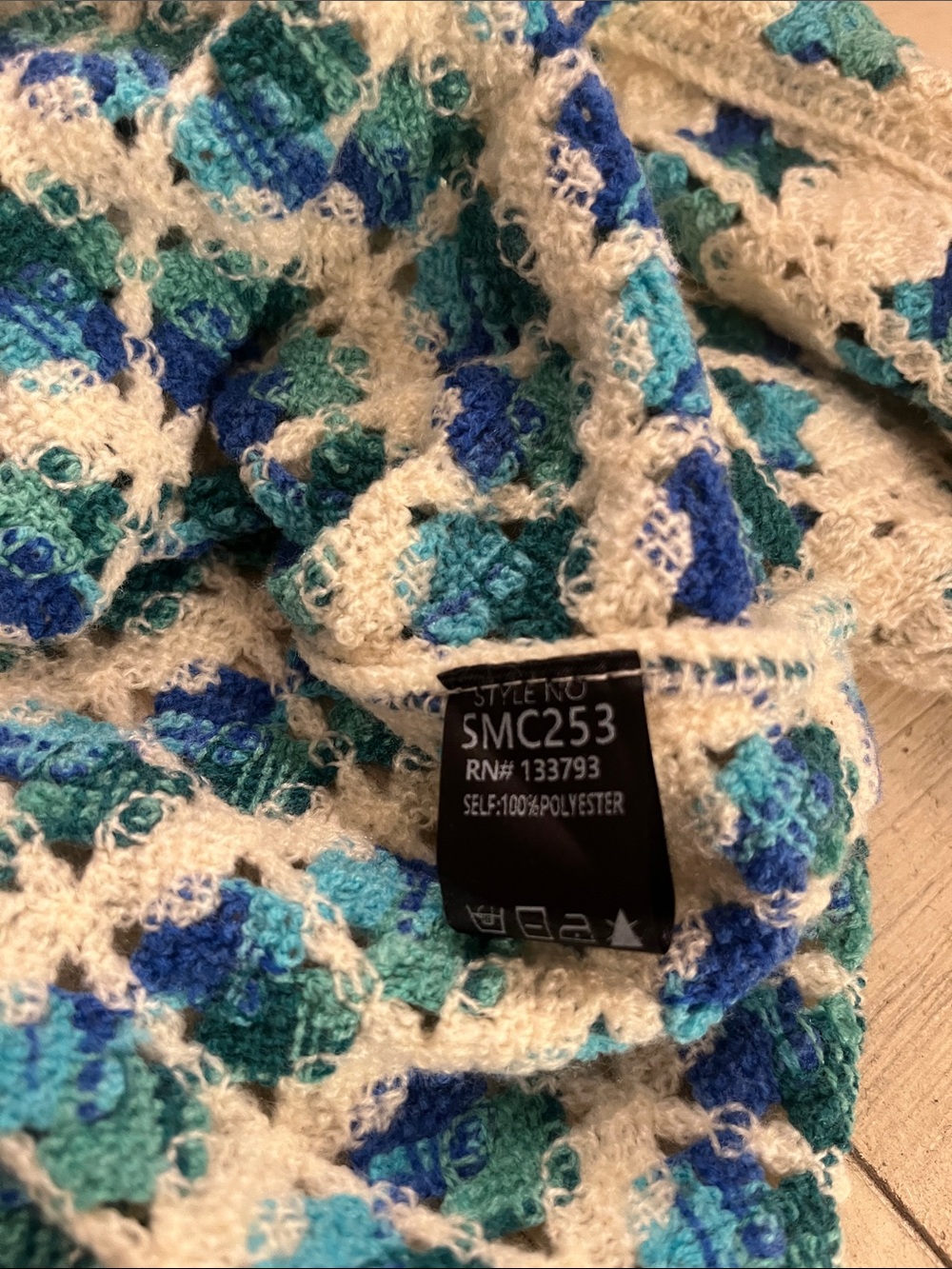 POL Cream and Blue V‑Neck Cropped Cardigan - Picture 8 of 9